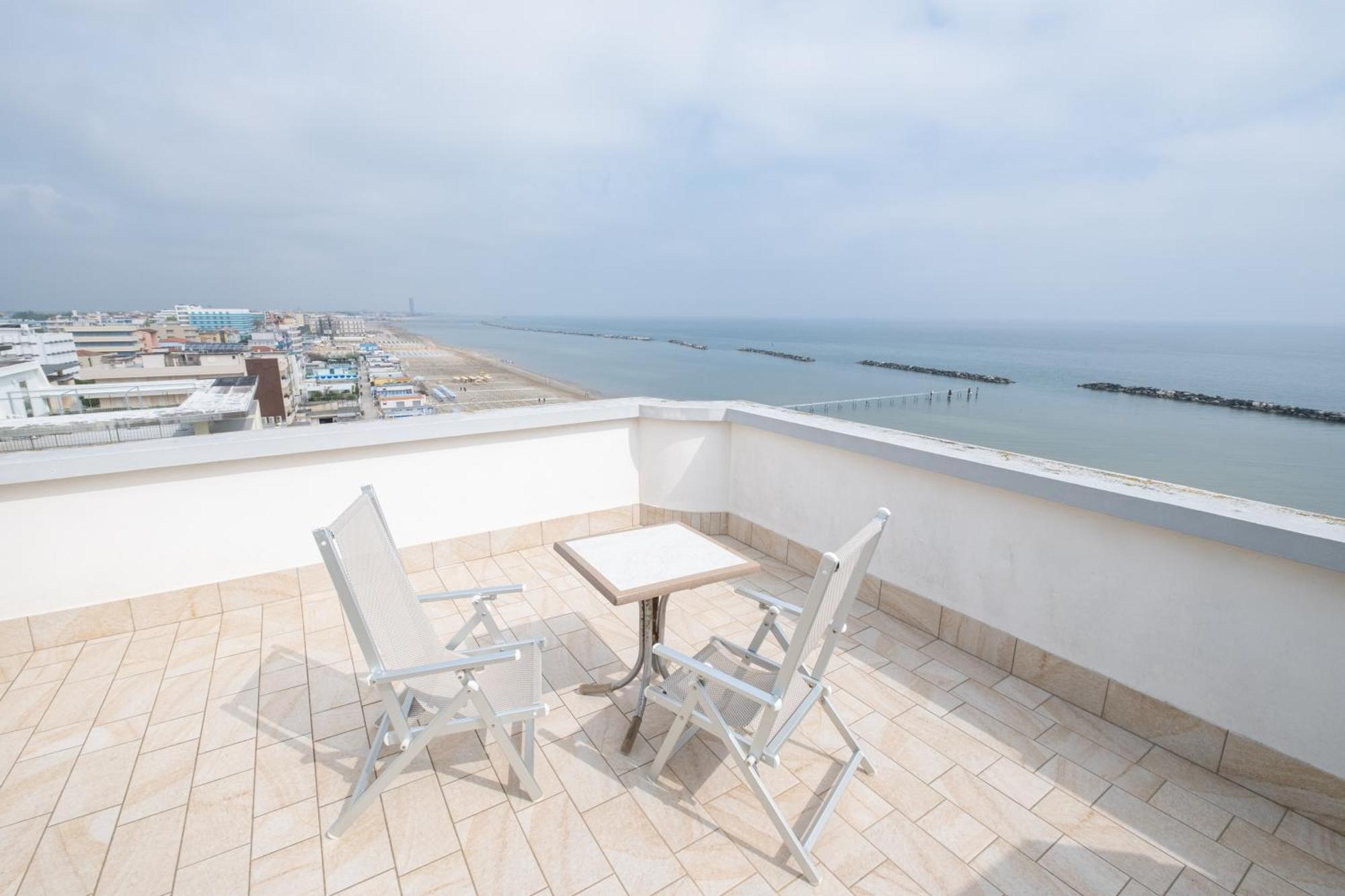 Hotel Capitol Gatteo a Mare Zewnętrze zdjęcie