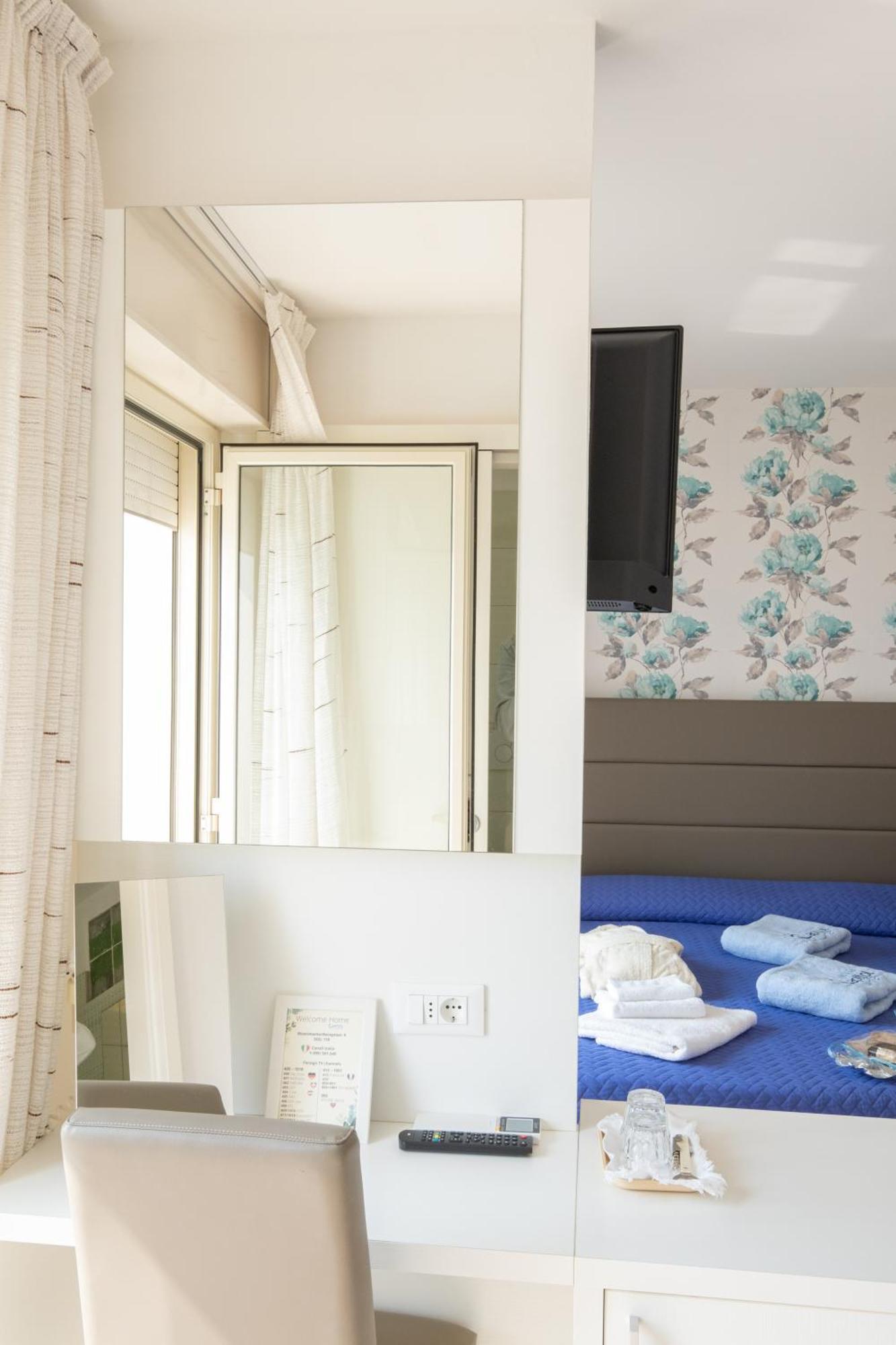 Hotel Capitol Gatteo a Mare Zewnętrze zdjęcie